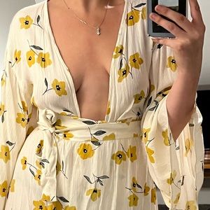 Prettiest billabong dress… ever! Worn once